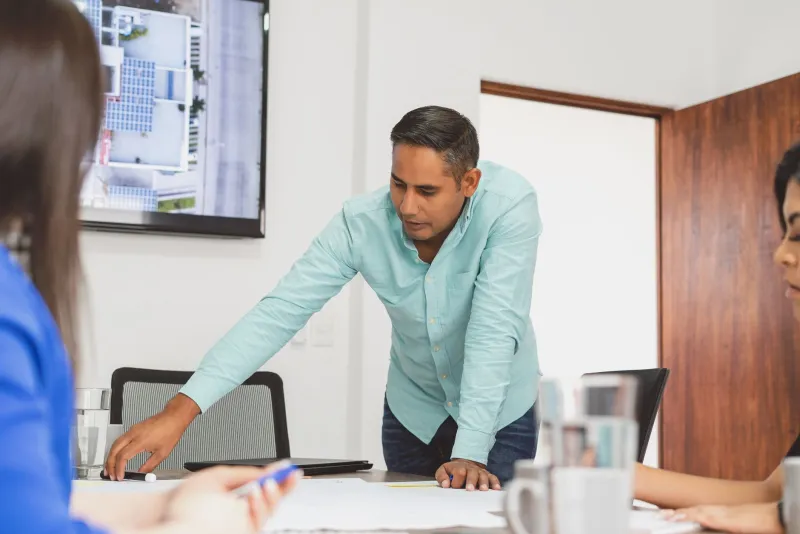 The Thinking That Never Reaches the Table: Why Strategic Insight Fails Before the Decision Gets Made
