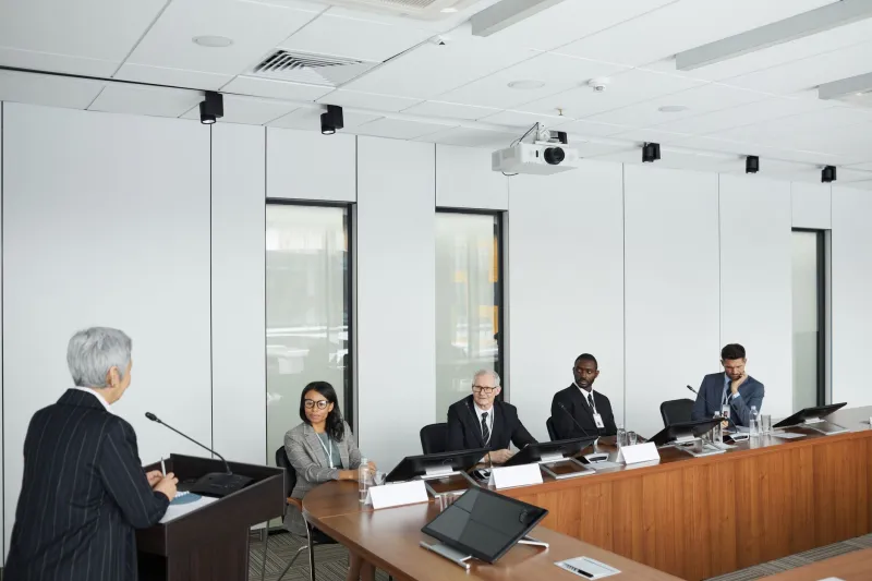Unanimous Is Not the Same as Aligned: The Hidden Cost of Consensus-Driven Leadership